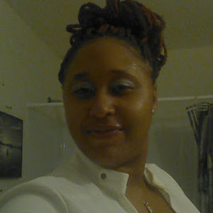 Meet your Posher, Shakia